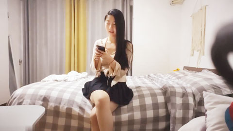 迷妹推荐--太漂亮把持不住，一过来就想操，激情暴力输出