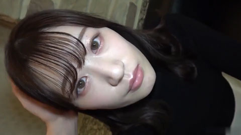 白晢高学历美女被猛插 妩媚蕩样脱套再操内射