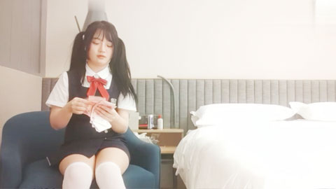 迷妹推荐--2800价格值得，别看年纪小，活不错，探花一哥大展神威，欲仙欲死高潮阵阵精彩万分