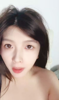 白月光女神_跳蛋狂震掰穴特写淫水直流爽！