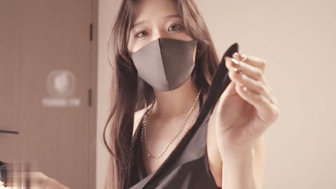 迷妹推荐--妈妈的性启蒙肉体教学 润滑精油淫靡足交挑逗