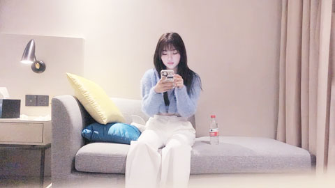 迷妹推荐--高颜值蓝衣妹子跳舞扭动抽插后入骑坐大力猛操