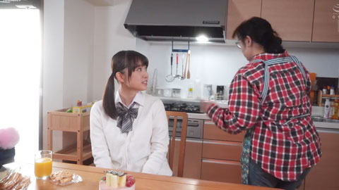 和跟踪狂父亲因为援交再会