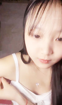 很少上线的学生妹妹~首次道具