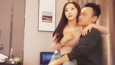 迷妹推荐--牛仔裤大奶妹