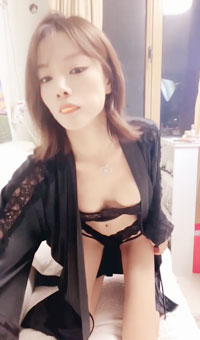 骨感美女 ，人瘦奶大，大鸡吧插穴，蝴蝶逼有些发黑