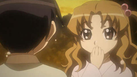 住在過世的祖父留下來的大房子中的由鈴正吾與女僕陽子一同生活，有天在夢中出現了一個不可思議的美女