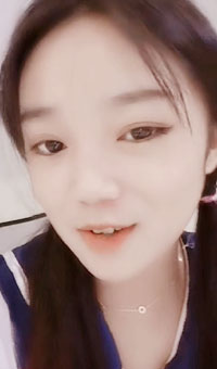 极品的嫩妹骚货穿着制服诱惑