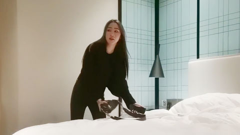 迷妹推荐--化妆品售卖员 高颜长腿小骚鸡高跟黑丝猛操逼