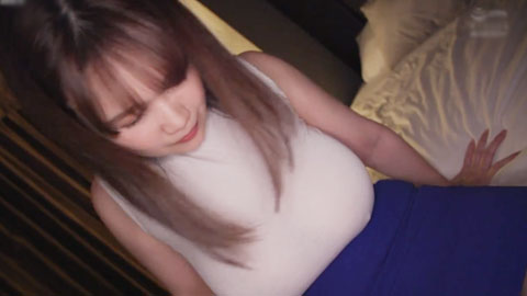 新田由希在讨厌的老板安排的共用房间里摇晃巨乳被戴绿帽子_002