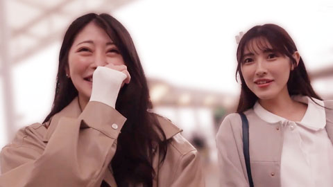 当给我们提供如此苛刻服务的美丽CA再次被迫喝春药并进行原始性行为时，超可爱的初级CA偷看性爱！_001