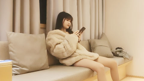 迷妹推荐--00后外围小姐姐，身姿曼妙乖巧软萌，小骚货娇喘不断