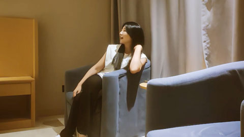 迷妹推荐--颜值天花板，重金约大圈外围模特，175CM美女