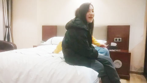 迷妹推荐--颜值高，身材好，肤白貌美，满目含情秋波阵阵，共度春宵一刻高潮迭起