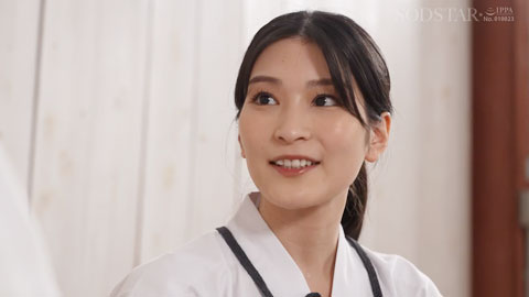 被一直暗恋的端庄美丽剑客带走了我第一次的故事！__001