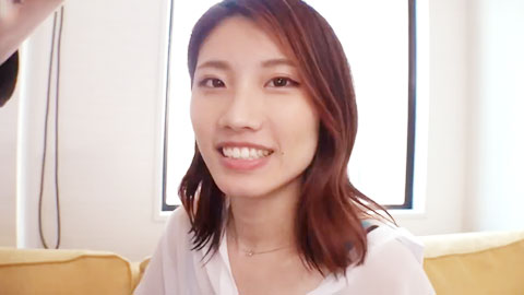 在公司与后辈Saffle的无鞍交流和假期中午的肉欲