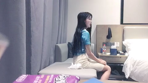 迷妹推荐--帅小伙酒店约操温柔兼职美妞