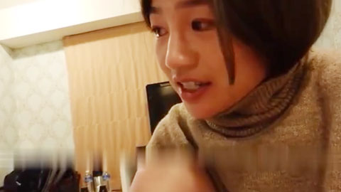 迷妹推荐--大学生兼职模特，瞒着男友出来偷吃_