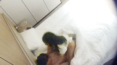 迷妹推荐--极品身材清纯舞蹈生学妹和男友过节开房啪啪