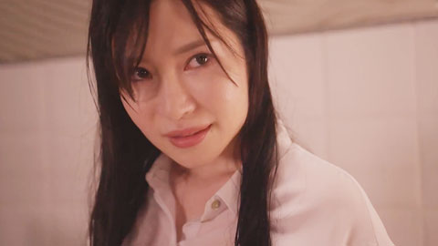 FSDSS-513 突然的暴雨在宾馆避雨，在绝伦部下好几次都被迷住了。小野夕子