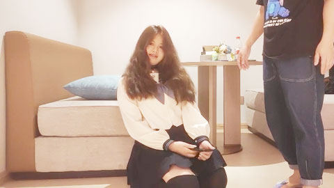 迷妹推荐--极品骚货，听话随意玩