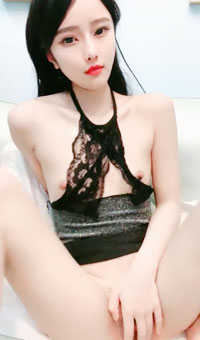 大哥们 无法抗拒的女神自慰上瘾 爽的很哇塞