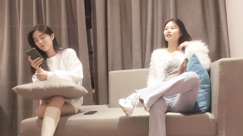 迷妹推荐--双飞场，淫蕩双姝颠鸾倒凤尽享齐人之福