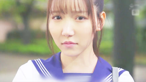 娇小可爱的女生像只小母狗引诱我这个平时严肃的班主任。_001