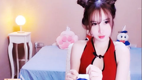 迷妹推荐--绝版门票房期旗袍光光漏穴撅屁股