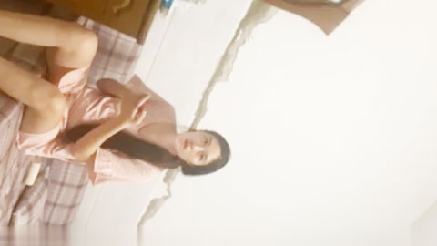 迷妹推荐--肚子清晰可见，孕妇偷情，家中冒险闯入