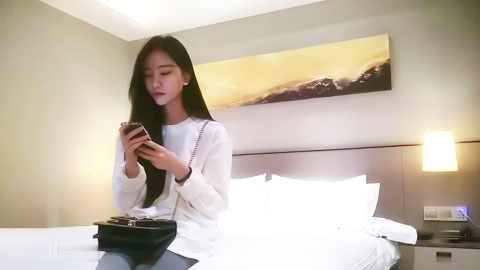 迷妹推荐--3000约外围 抱着操