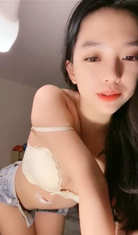 颜值美女毛毛挺多的