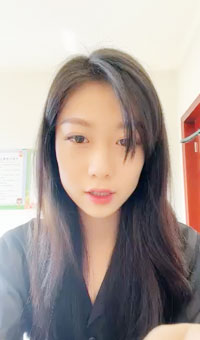 这个绝对校花级别，超骚超漂亮~！