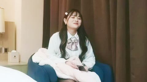 迷妹推荐--直接接的无套单实战炮架被操翻