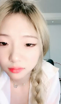 极品学生骚到爆炸【拜托我是甜妹】道具狂插