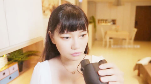 迷妹推荐--被上司玩到高潮也得继续监视