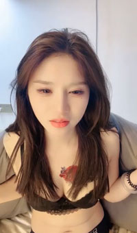 留学生极骚纹身妹快来爱我道具自慰 多场啪啪！被操高潮不断狂暴呻吟