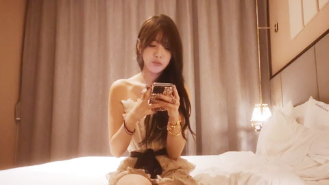 迷妹推荐--超正点的播音系女大学生_还兼职模特_校花尤物下海换上学生装_各种姿势操太爽了