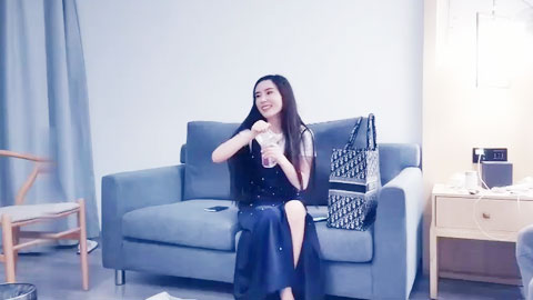 迷妹推荐--探花爱笑的连衣裙妹子