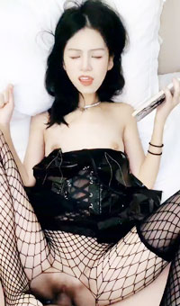 酒店无套啪啪班花！被干的时候给男友打电话