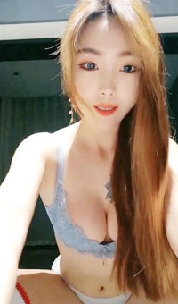 一字马女神 颜值身材万中无一__001